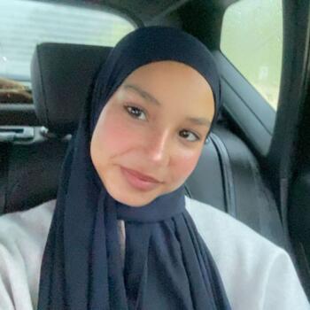 Babysitter in Rabat: Hiba