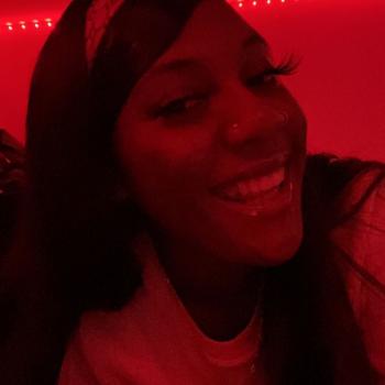 Babysitter in Valley Stream: Tamera