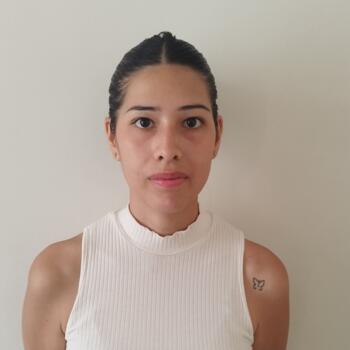 Babysitter in Chimbas: Agustina