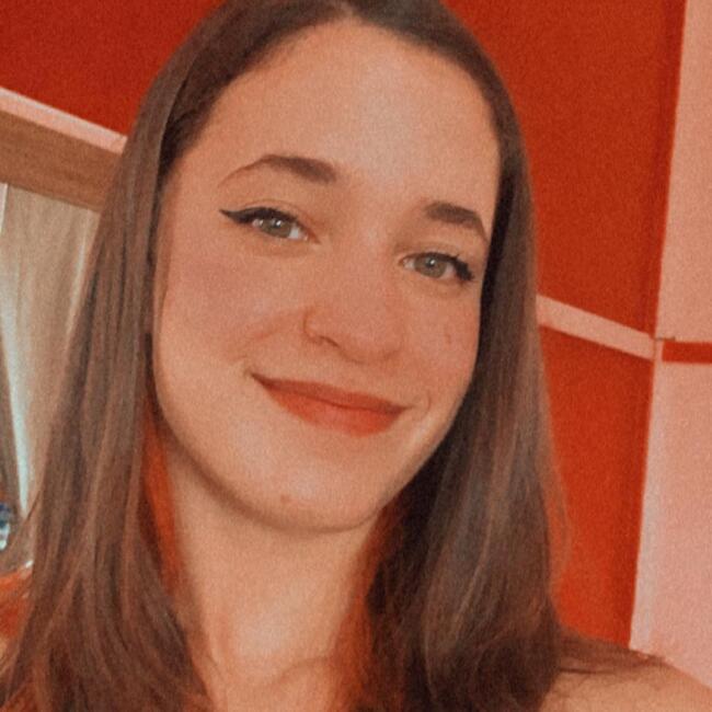 Babysitter in Porto Alegre: Amanda