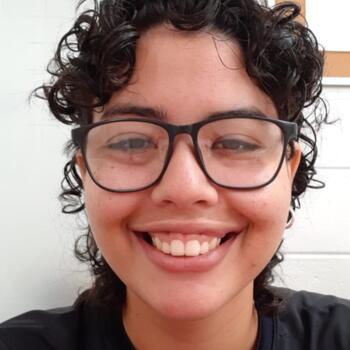 Babysitter in São Carlos: Isabela