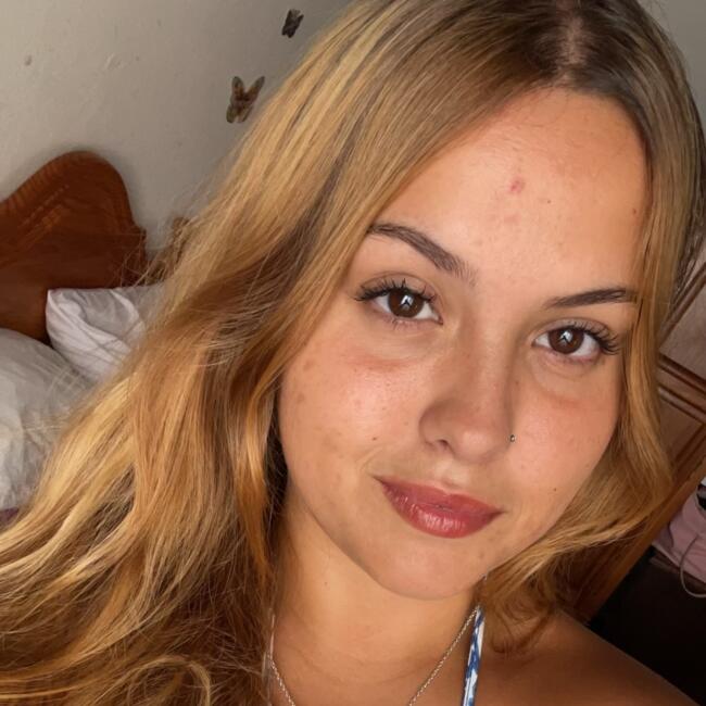 Babysitter in Lagoa: Angélica