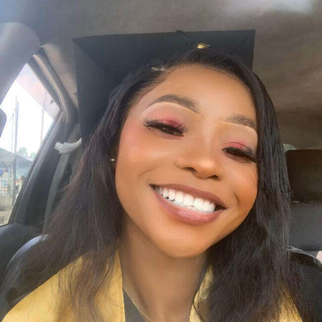 مربية أطفال في الرشيدية‎: Clarisse