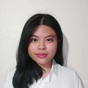 Babysitter in Bekasi: Astrid