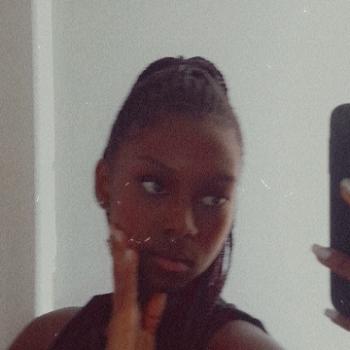 Baby-sitter Saint-Ouen: Sally