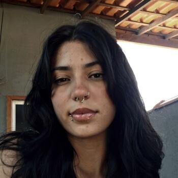 Babysitter Maricá: Nicole