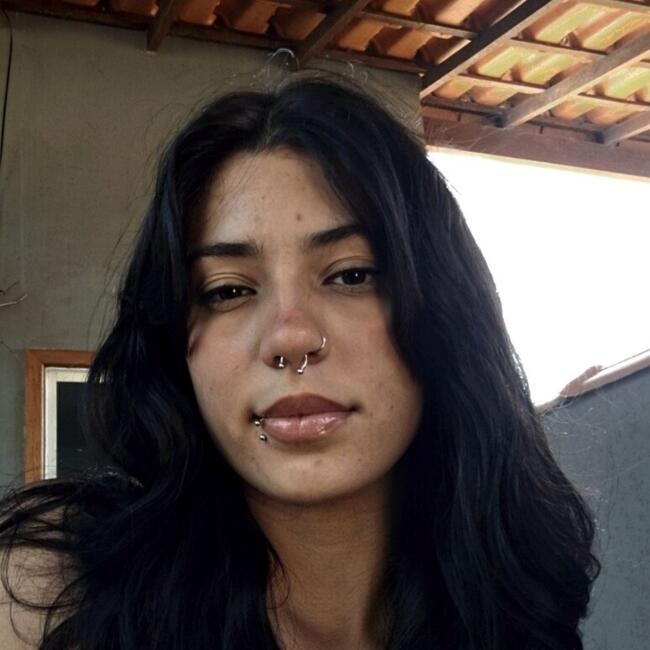 Babysitter in Maricá: Nicole