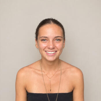 Babysitter in Paris: Alizee