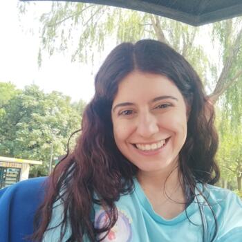 Canguro en Tavernes de la Valldigna: Lorena blazquez