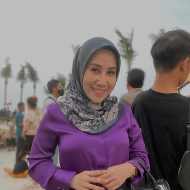 Babysitting job in Bekasi: Adromeda