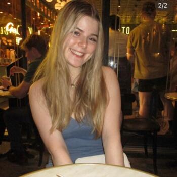 Babysitter in Brisbane: Ava