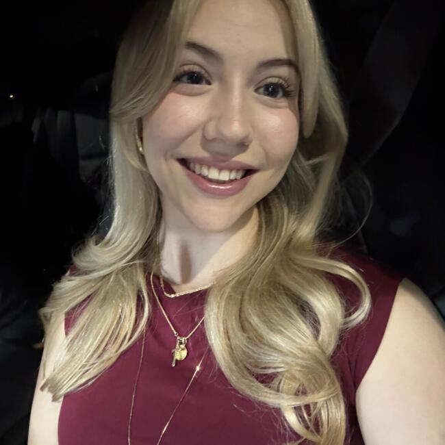 Babysitter in Etobicoke: Isabella