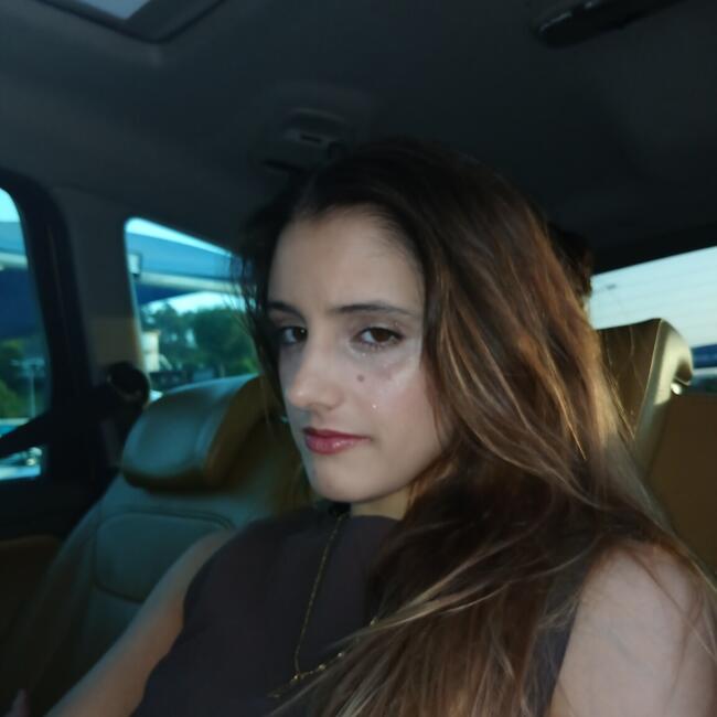 Trabalho de babysitting em Arões: Bia