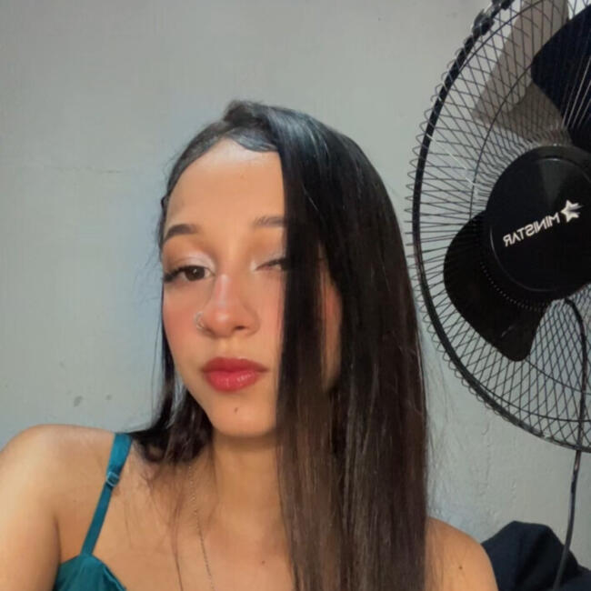 Babá em Brasília: Kethyly
