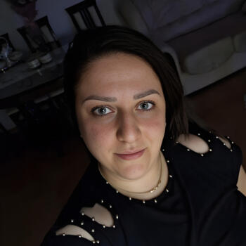 Nanny Belgrade: Mina