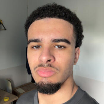 Babysitter in Villepinte: Anas