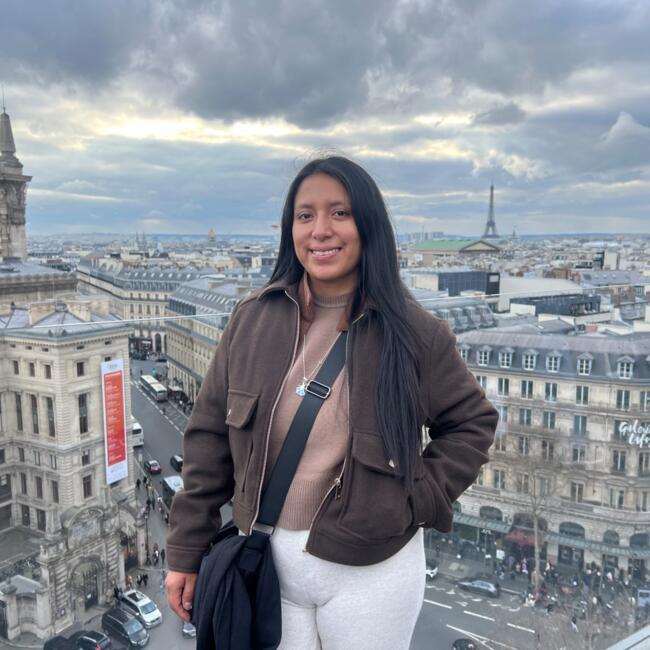 Canguro en Campos: Jenny jerez