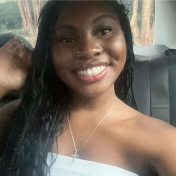 Babysitter in Alpharetta: Nevaeh