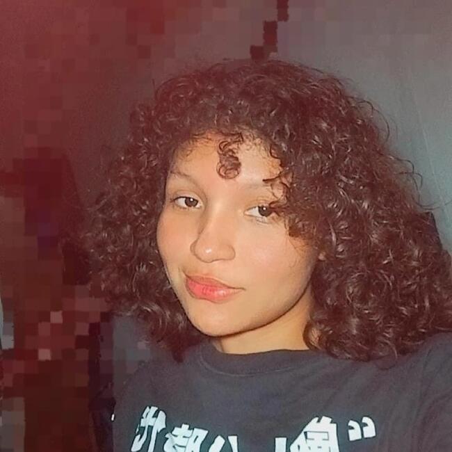 Babá em Manaus: Letícia