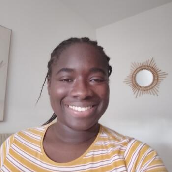 Babysitter in Tours: Khadija