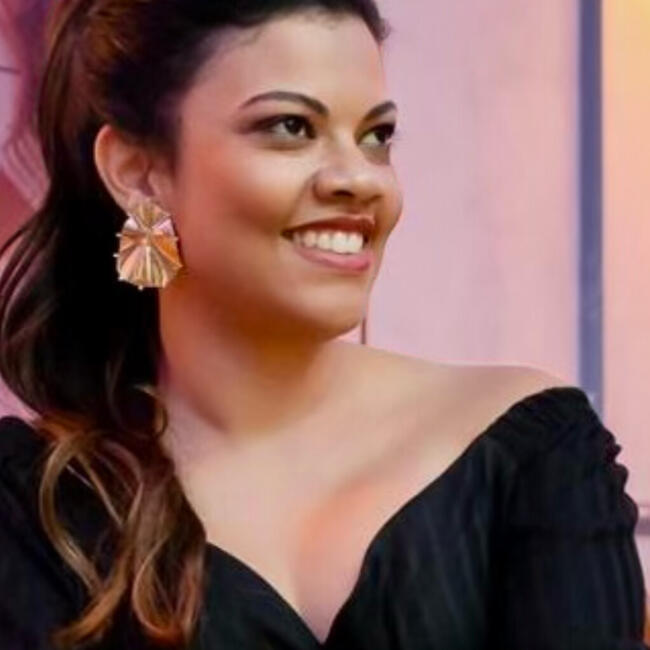 Babysitting job in Santarém: Adryana