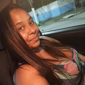 Babysitter Guarujá: Andreza