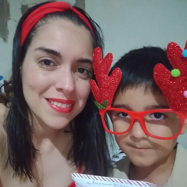 Babysitter in Pilar: Alejandra