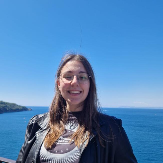 Babysitter in Naples: Aurora