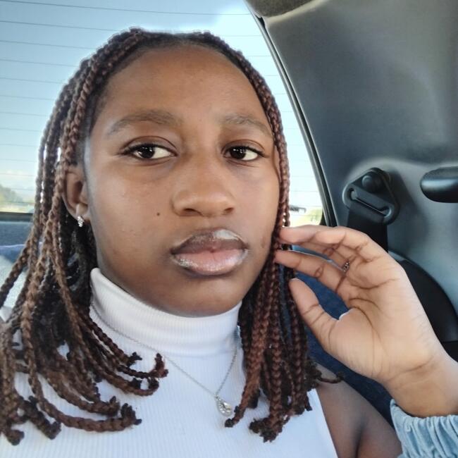Babysitter in Cape Town: Leonah