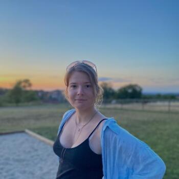Babysitter in Neuilly-sur-Seine: Jade
