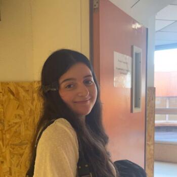 Babysitter in Colomiers: Lilly