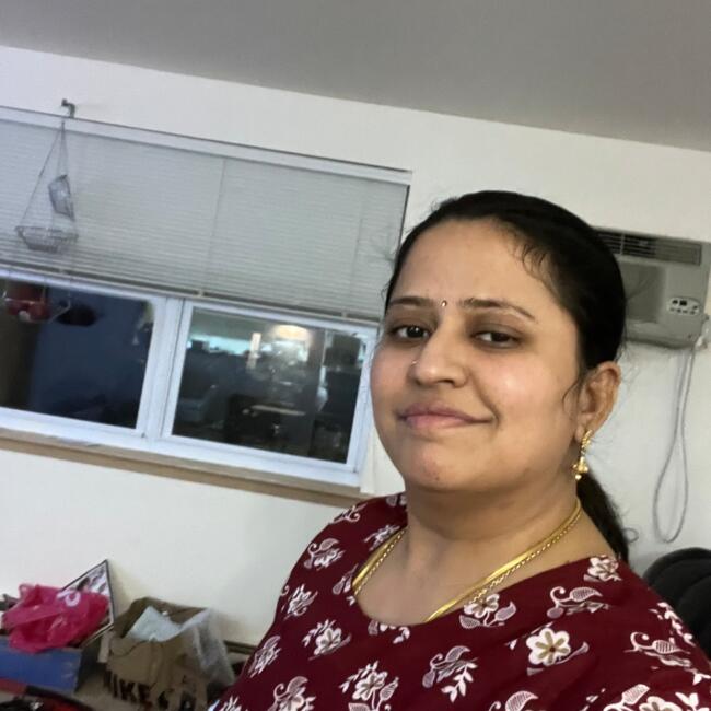 Baby-sitter in Milton: Divya