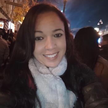 Babysitter Valongo: Juliana