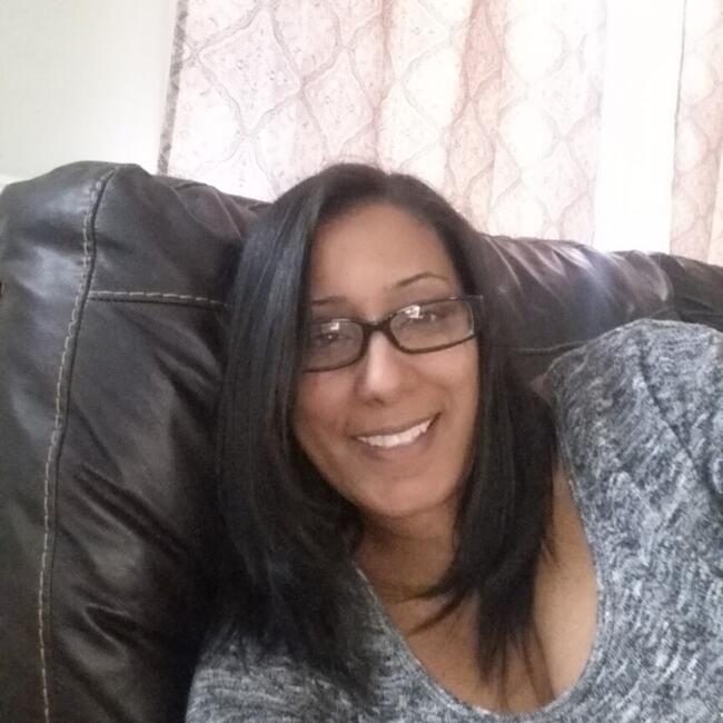 Babysitter in Borough of Queens: Stacey
