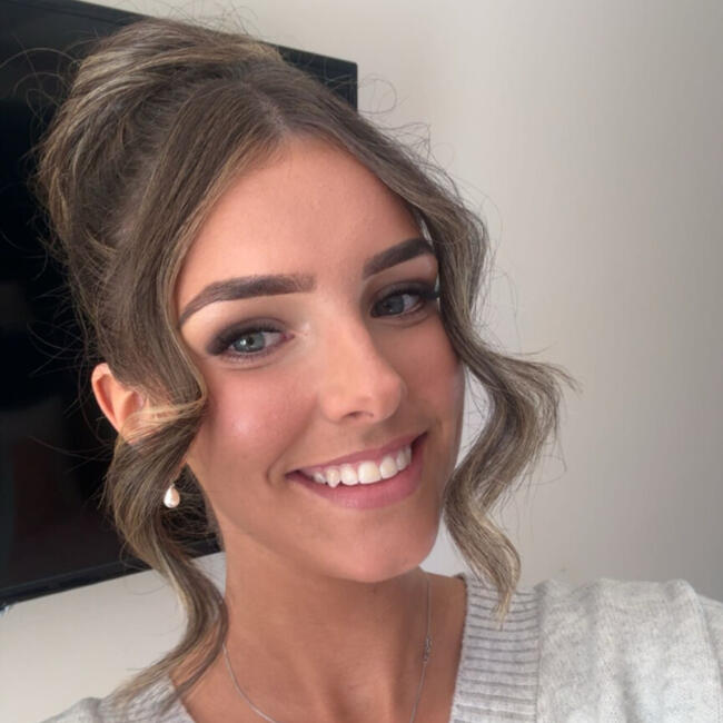 Babysitter in Ballarat: Kyra