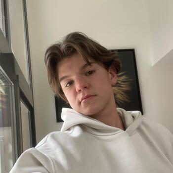 Babysitter in Annecy: Adrien