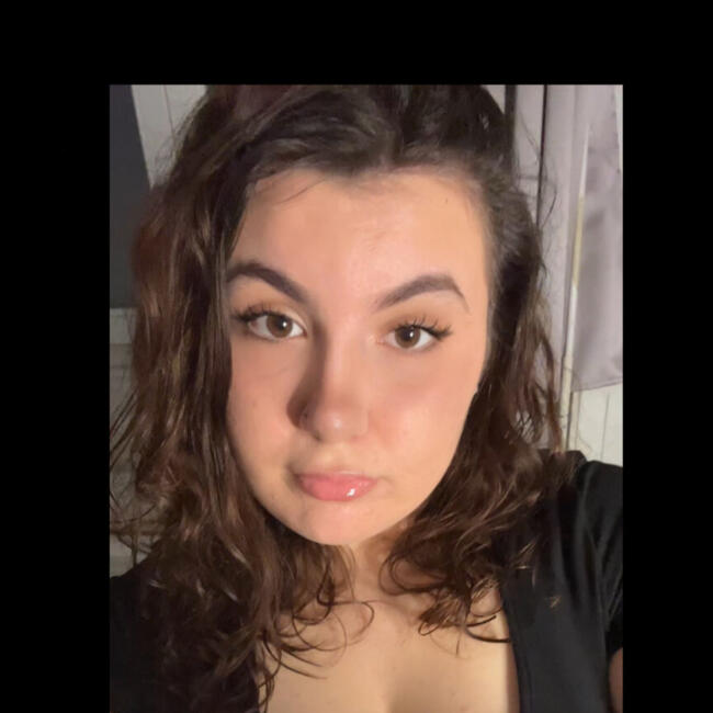 Babysitter in Antibes: Jana