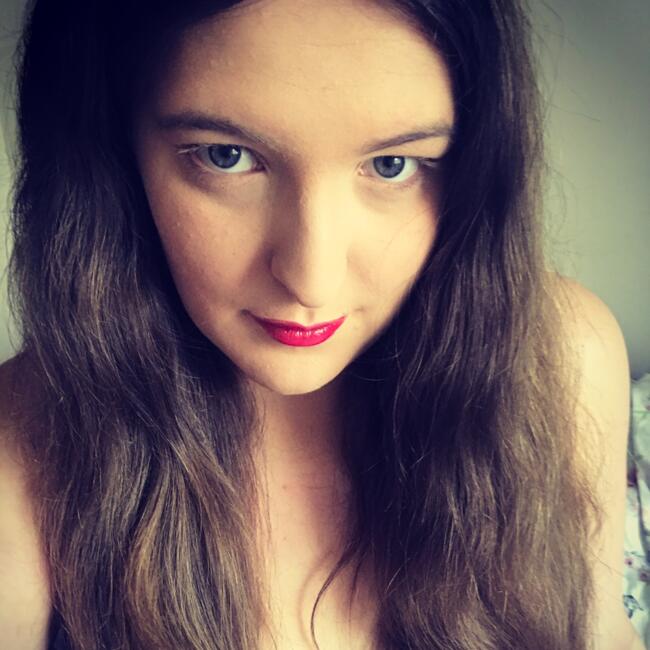 Babysitter in Somerton: Jasmine