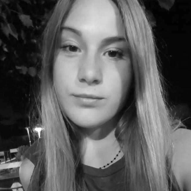 Babysitter a Sarzana: Viola