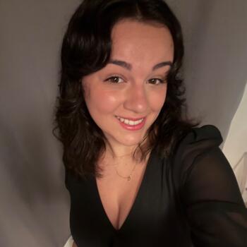 Babysitter in Tours: Louna