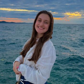 Babysitter in Budapest: Fanni