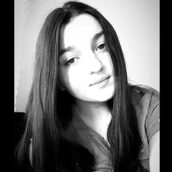 Babysitter in Rovinka: Yulia