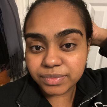 Babysitting job in Newark: babysitting job Handina