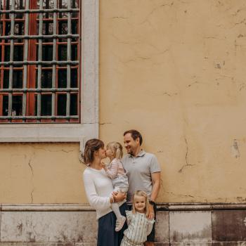 Trabalho de babysitting em Lisboa: Trabalho de babysitting Juliana