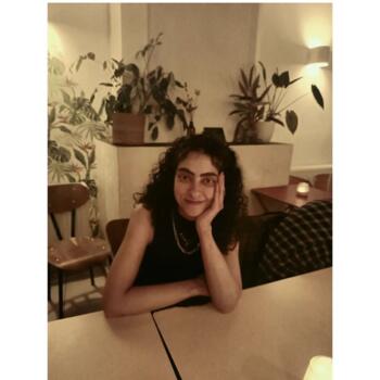 Babysitter Gent: Eman