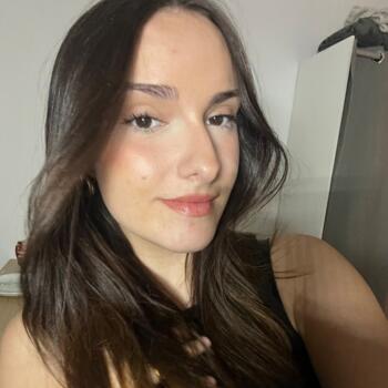 Babysitter in Béziers: Emmy