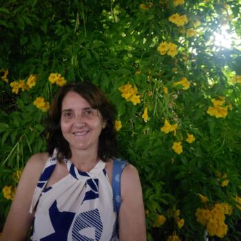 Babysitter in Uberlândia: Vania