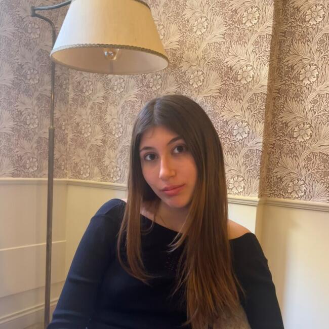 Babysitter in Pianoro: Danae