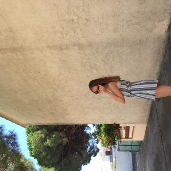 Babysitter in Tournai: Dounia
