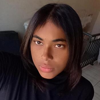 Babysitter Paulínia: Mariana